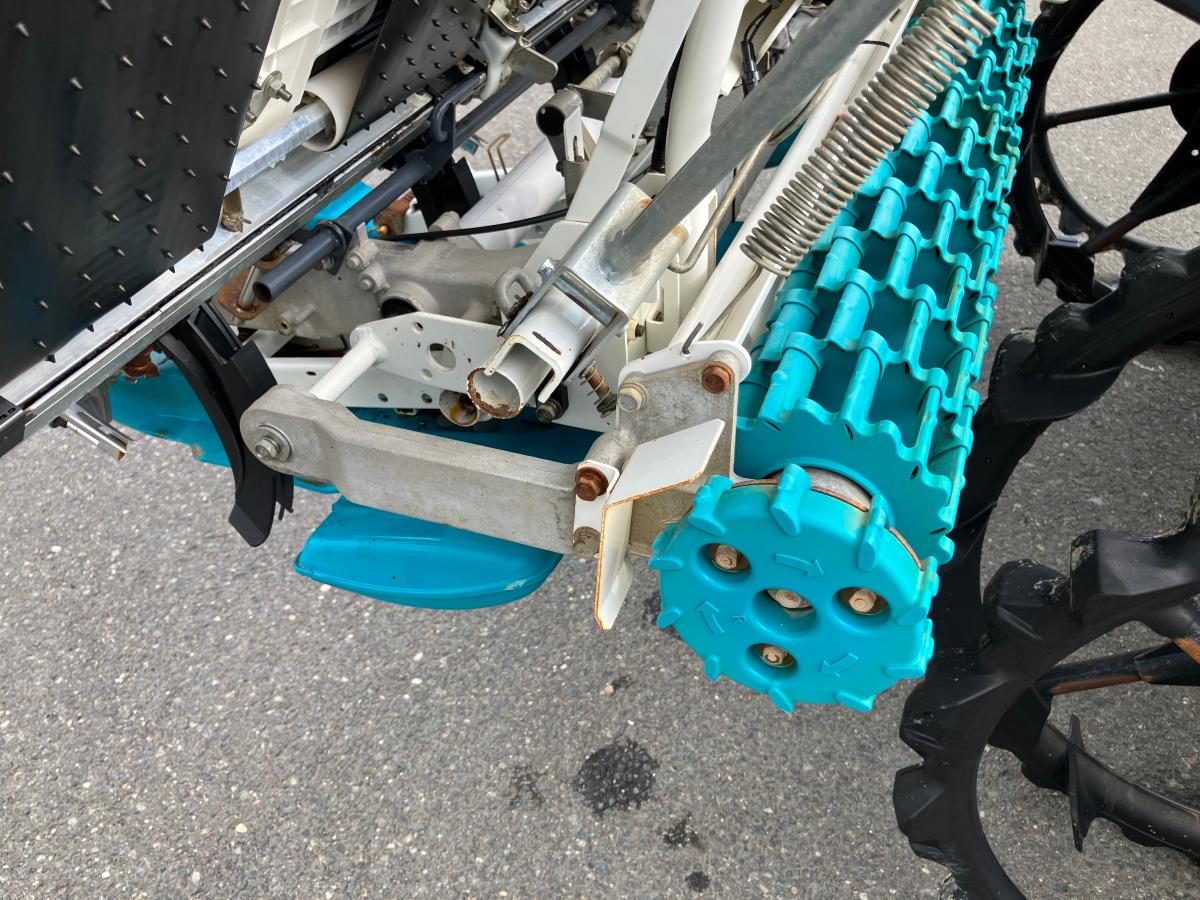 クボタ田植機ZP87-16T5W-R【委託品】