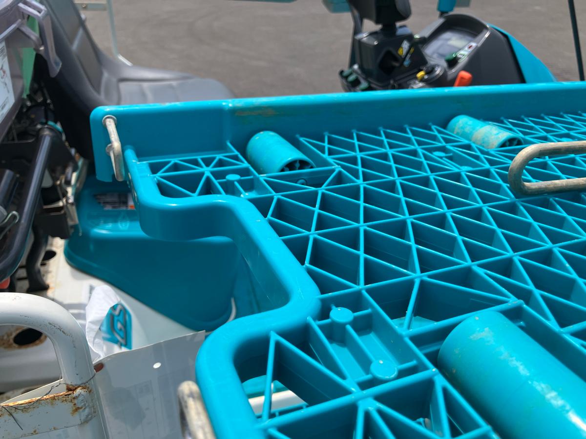 クボタ田植機ZP67-T5F-GS【委託品】
