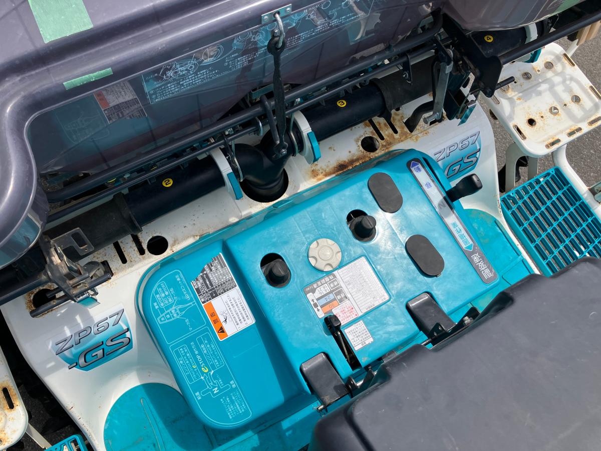 クボタ田植機ZP67-T5F-GS【委託品】