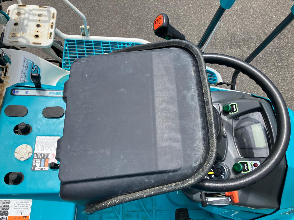 クボタ田植機ZP67-T5F-GS【委託品】