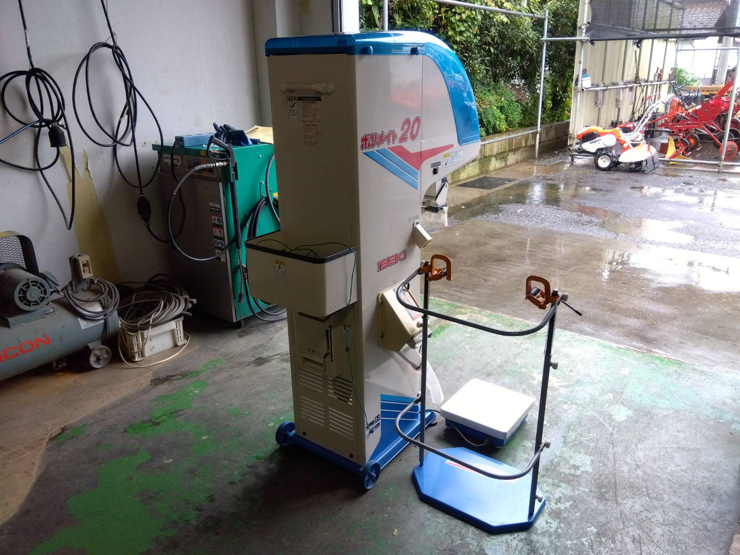 イセキ　中古　選別計量機　LTA20