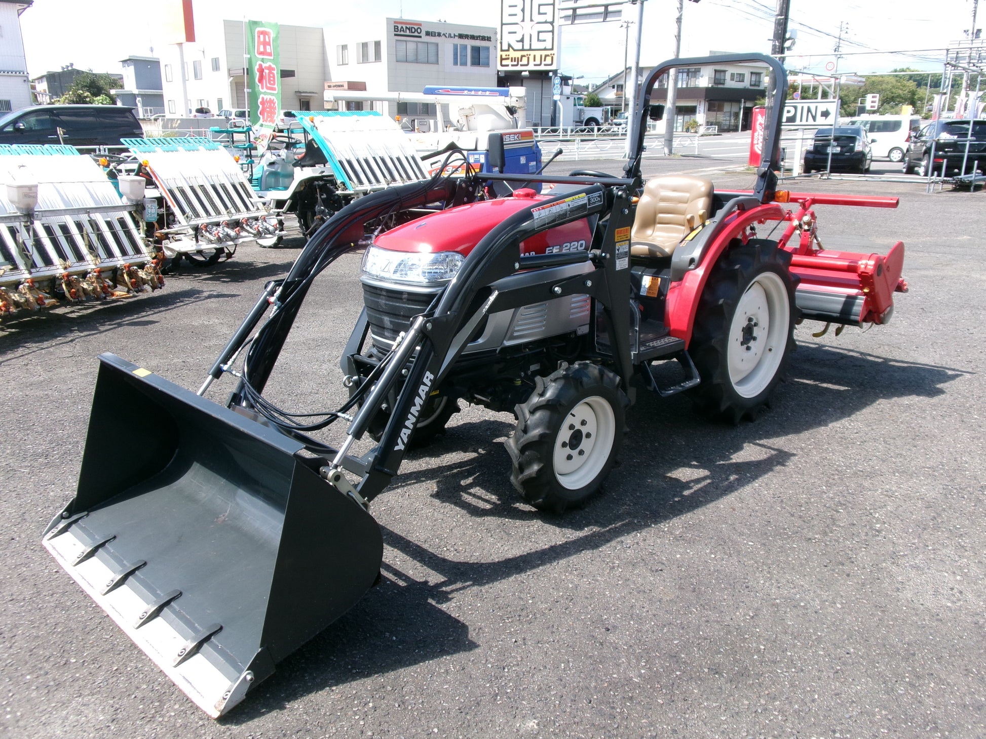 ヤンマー 中古 トラクター EF220 ローダー付 118時間 ※セール対象外 