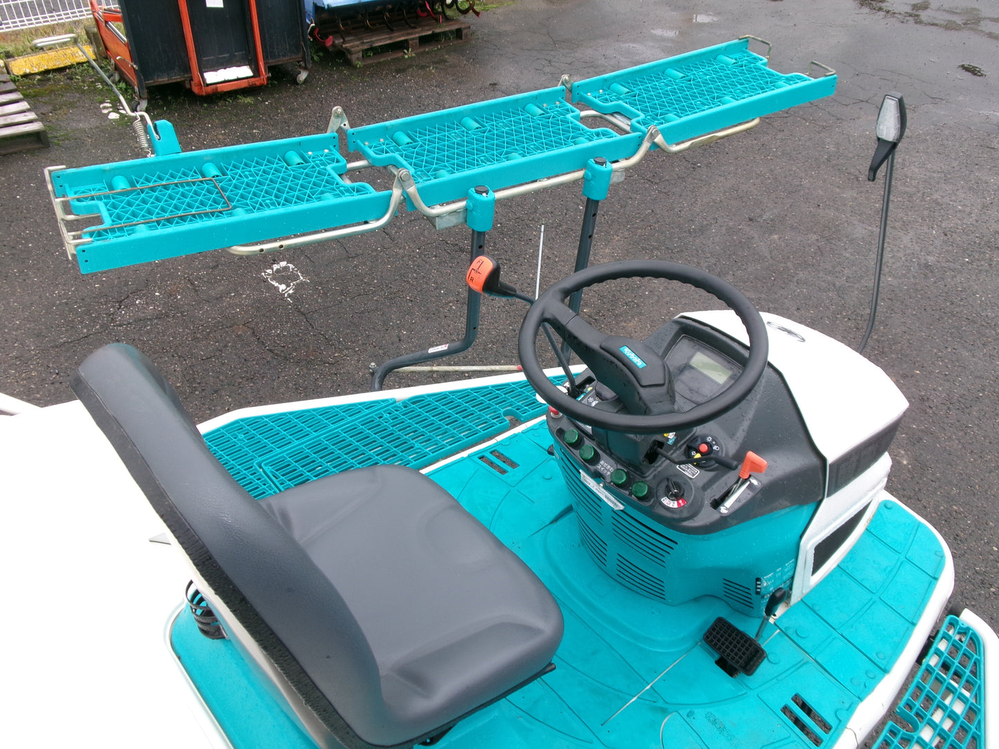 クボタ　中古　田植機　8条　ディーゼル　EP8D