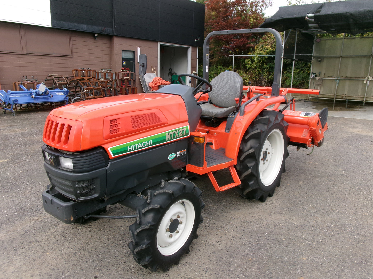 日立（クボタ）　中古　トラクター　NTX27（KL27）　27馬力