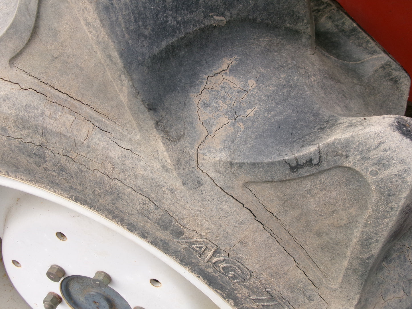 【決算セール特価】クボタ　中古　トラクター　25馬力　KL-25