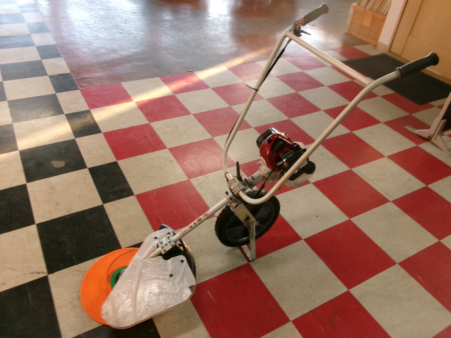 小林産業　中古　モア　K-2635