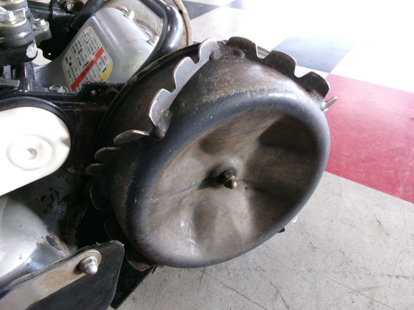 イセキ 中古 スパイダーモア 法面 自走式 草刈機 SP431F