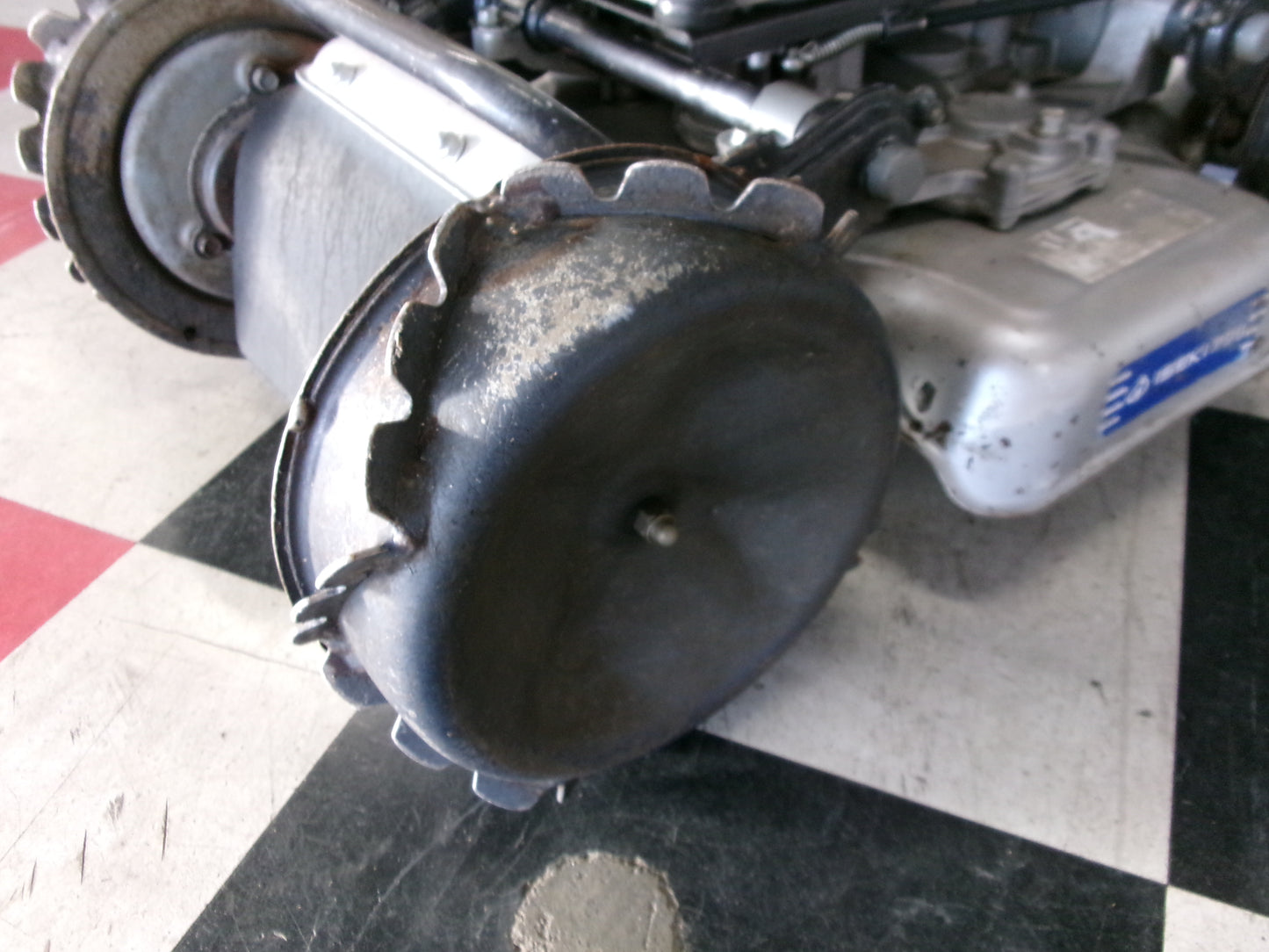 イセキ 中古 スパイダーモア 法面 自走式 草刈機 SP431F