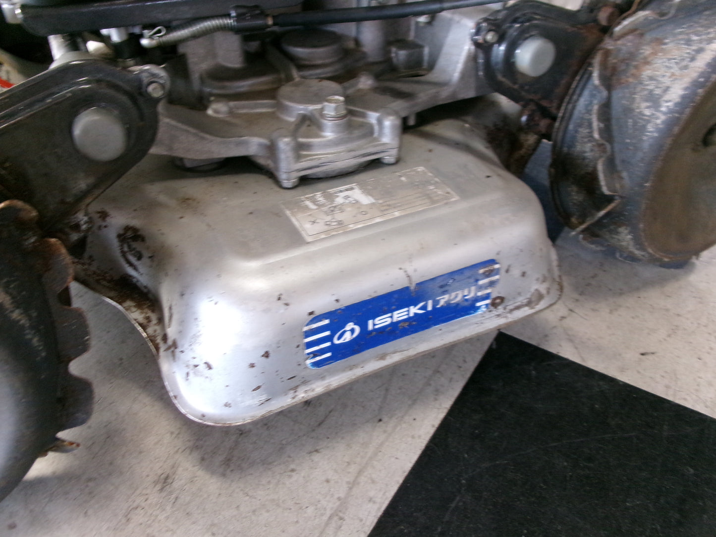 イセキ 中古 スパイダーモア 法面 自走式 草刈機 SP431F