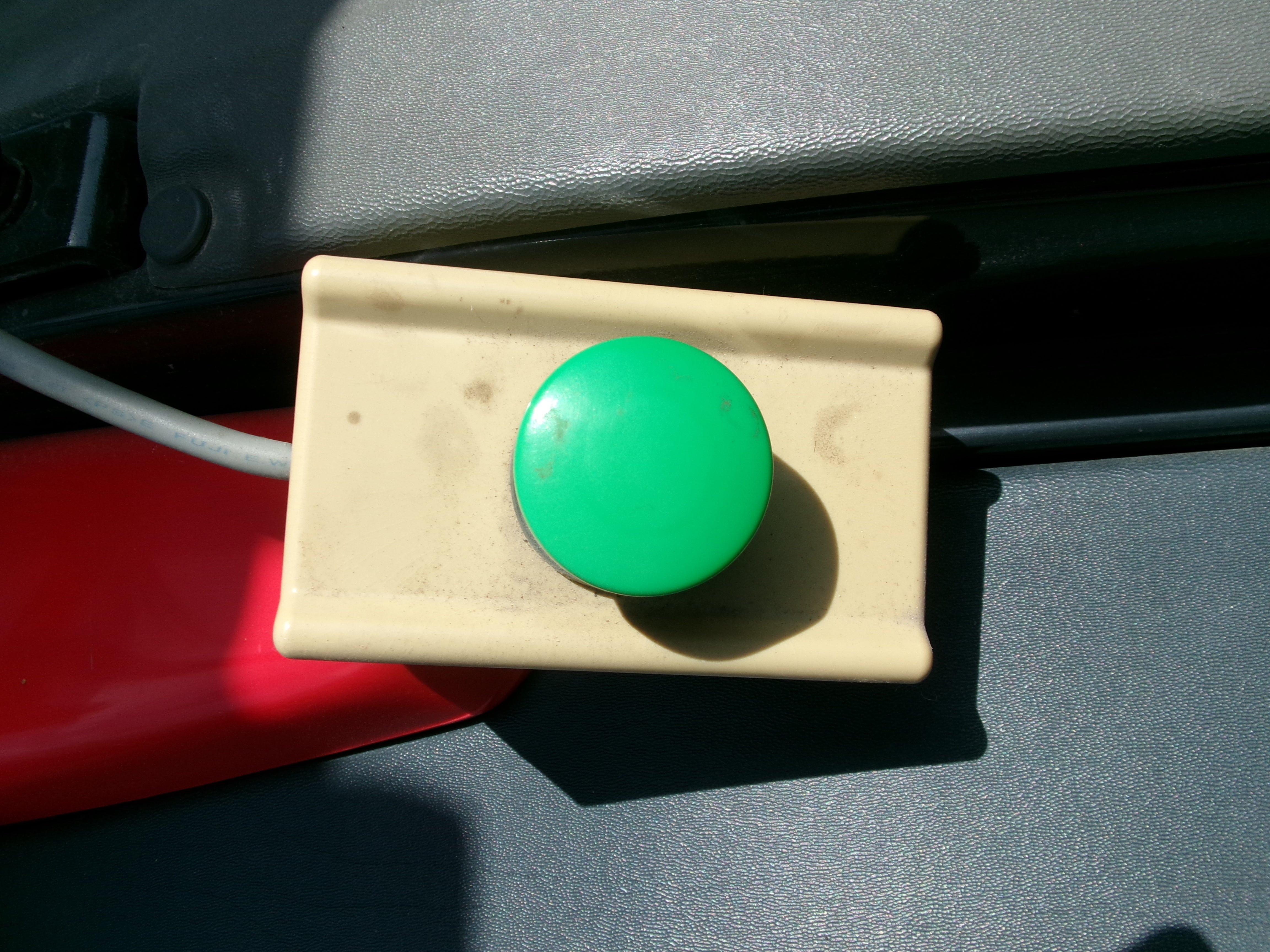 冨士 中古 整地キャリア 1800㎜ 電動 ドン8 不明（黒） – 農キング