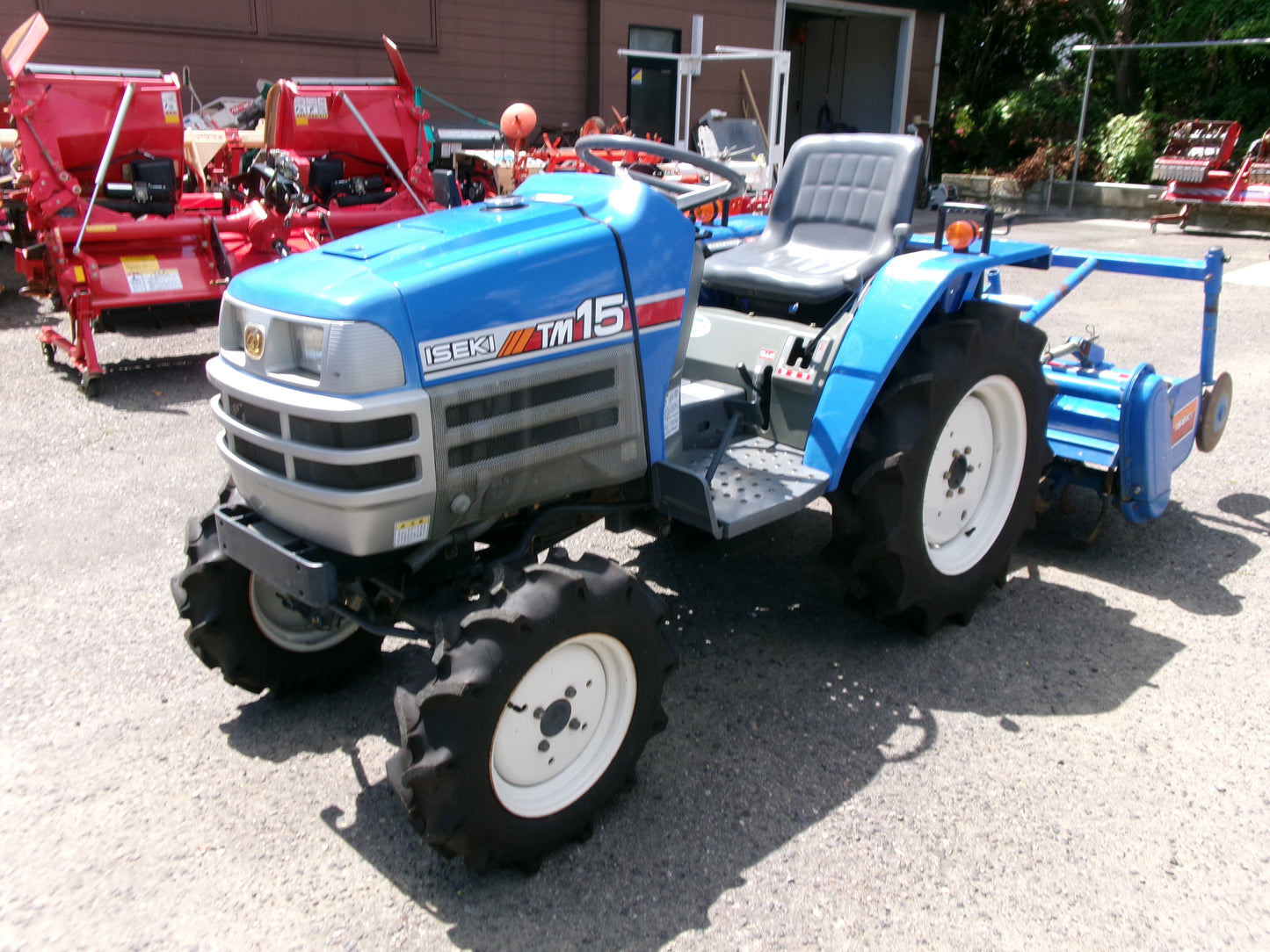 イセキ　中古　トラクター　15馬力　TM15F
