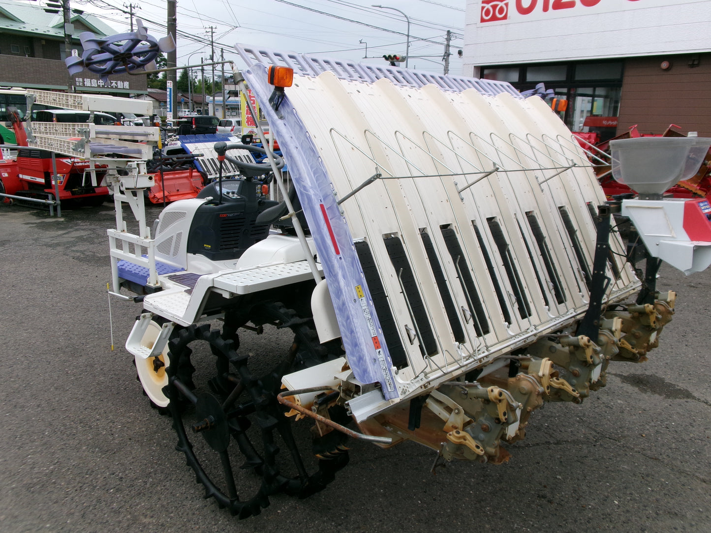 三菱　中古　田植機　LE60