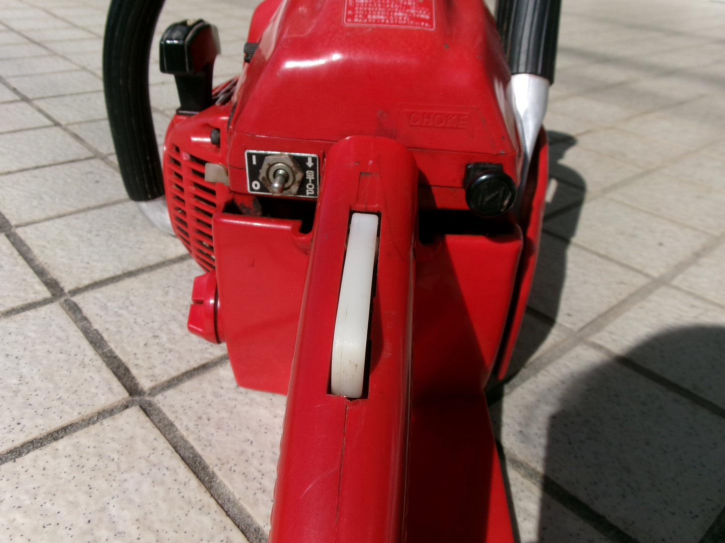 シンダイワ  中古  エンジンチェンソー  E304D