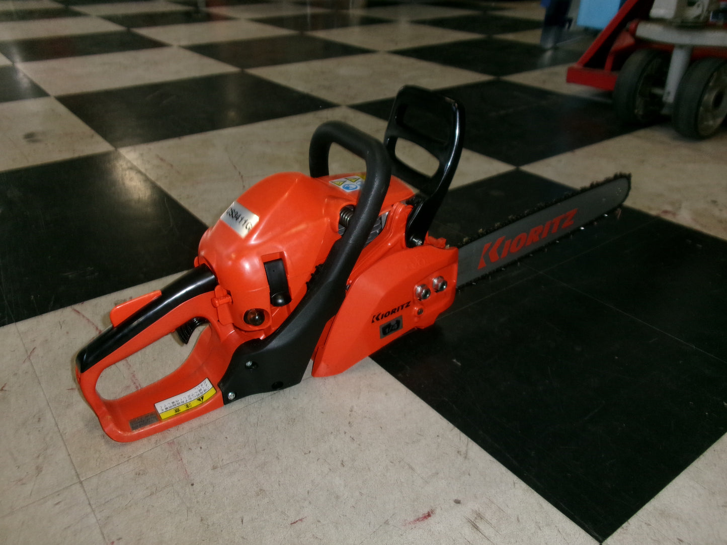 共立　中古　チェーンソー　CS3411G