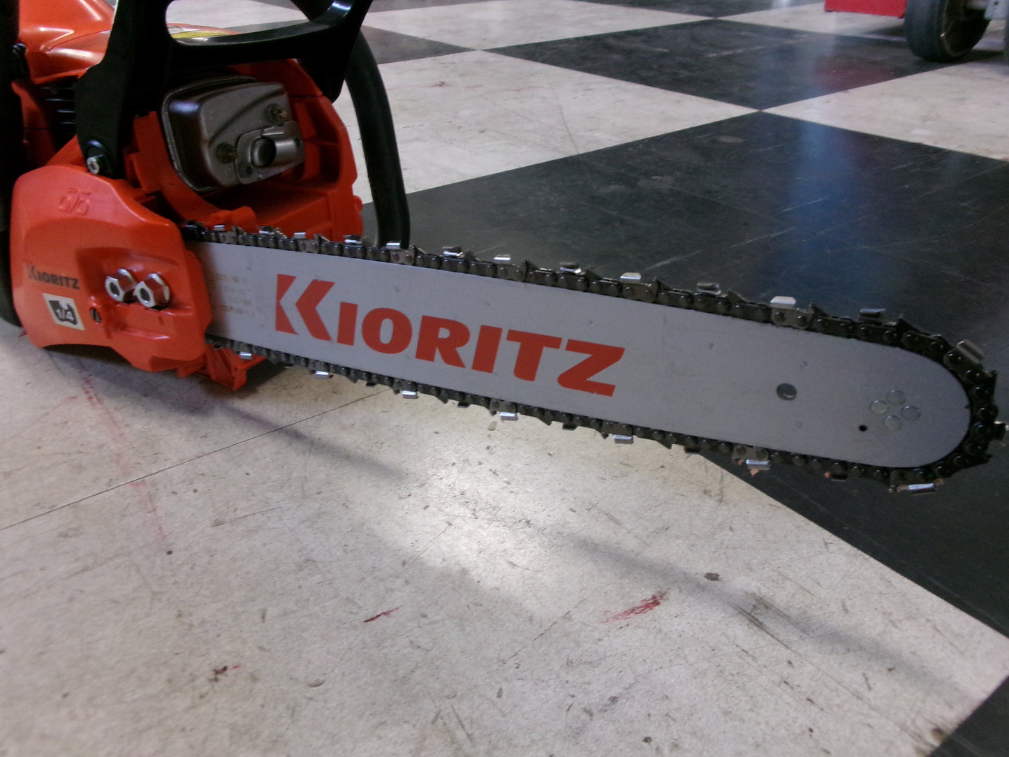 共立　中古　チェーンソー　CS3411G