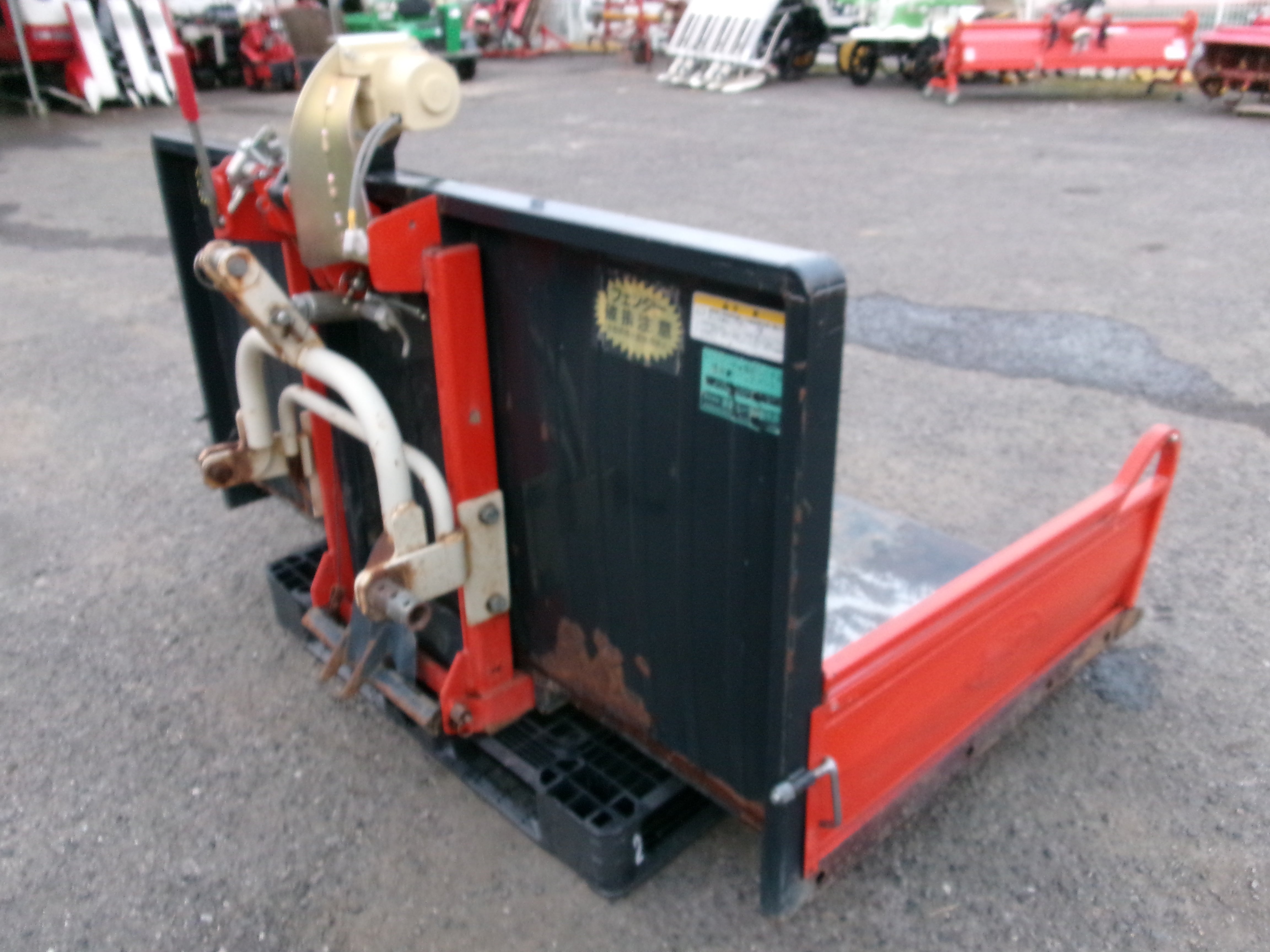 冨士 中古 整地キャリア 電動ドン8 DCQ165A – 農キング