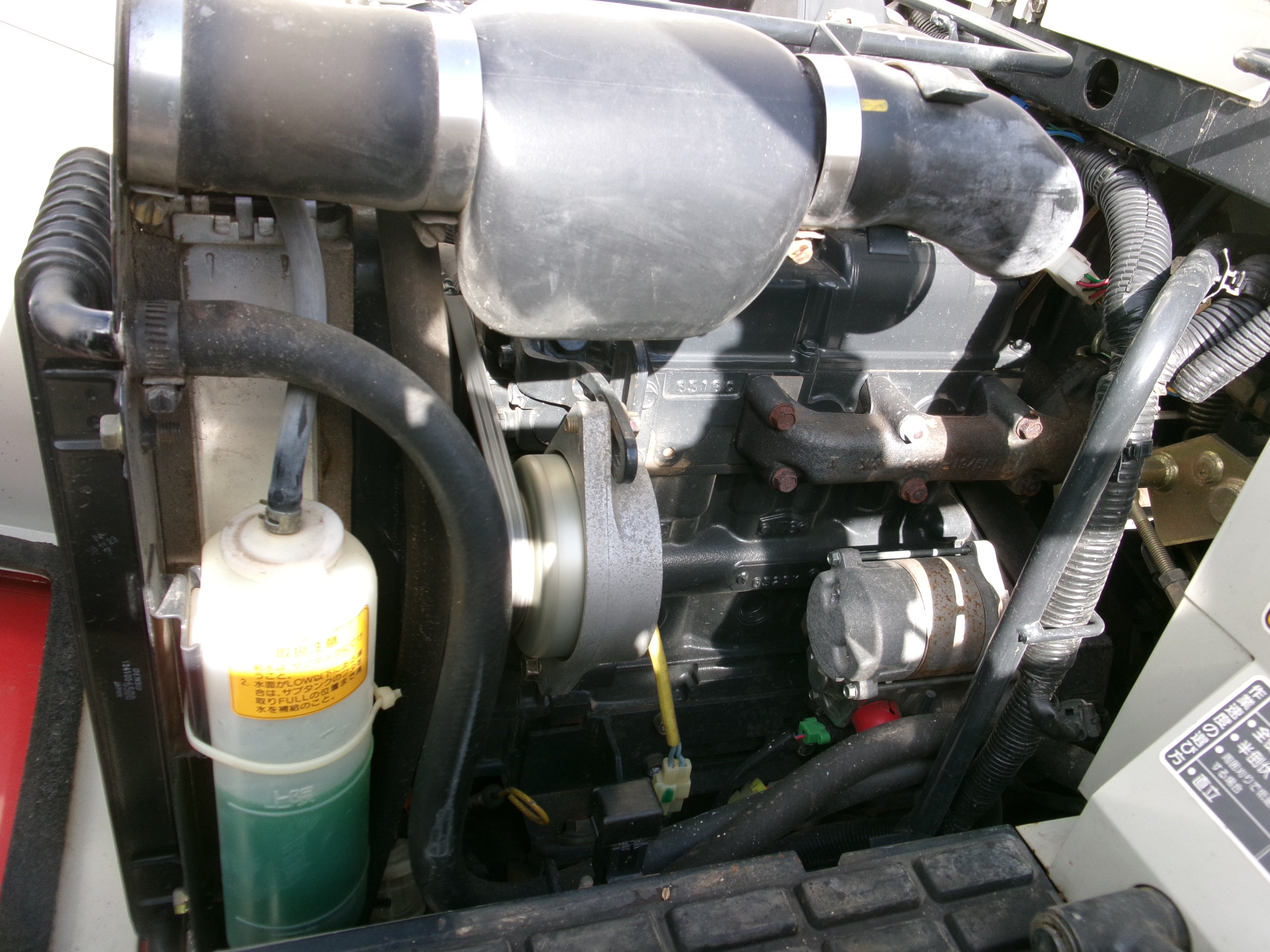 ヤンマー 中古 コンバイン 3条 23馬力 GC323V – 農キング