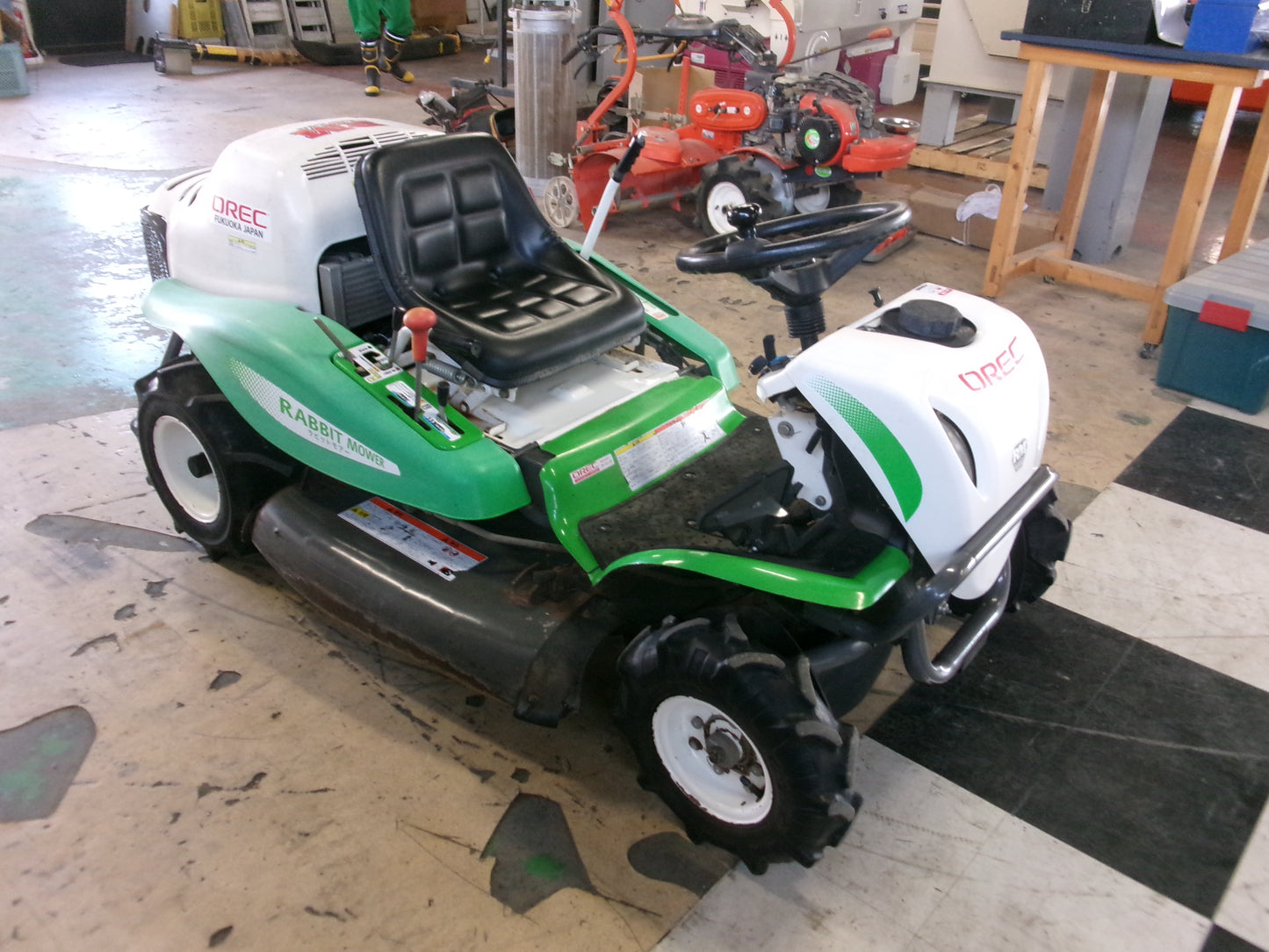 オーレック　中古　乗用モア　RM981