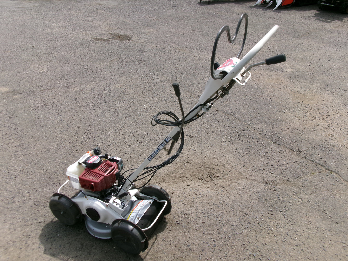 共立  中古  スパイダーモア  AZ300