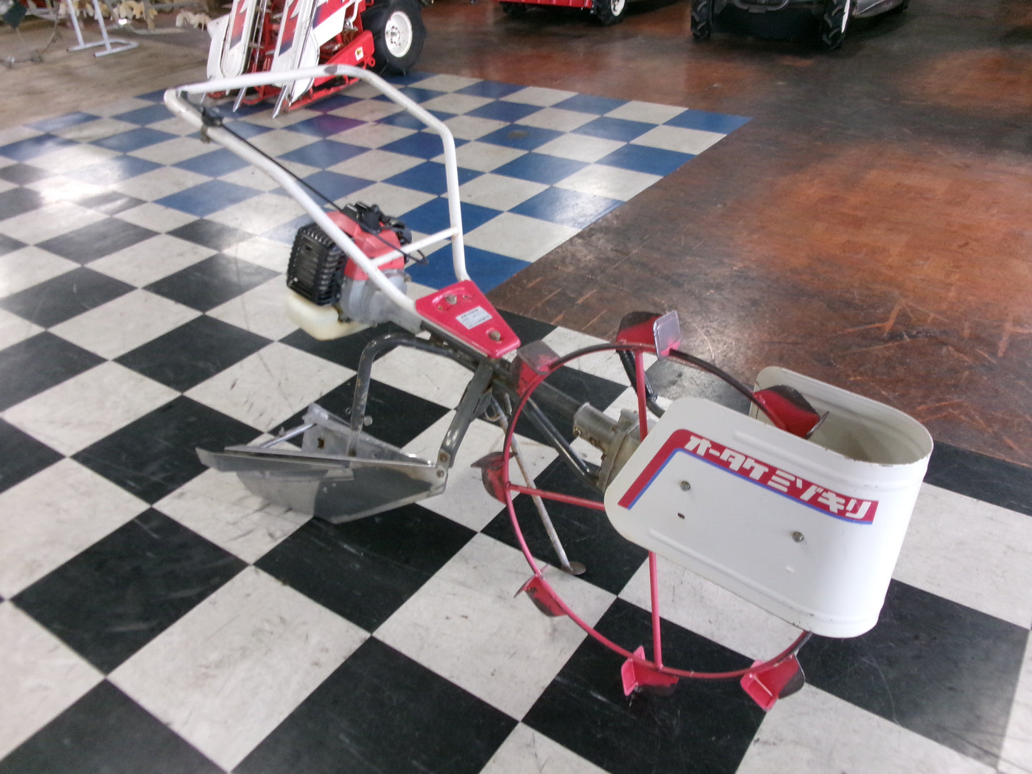 オータケ　中古　溝切機　KF22