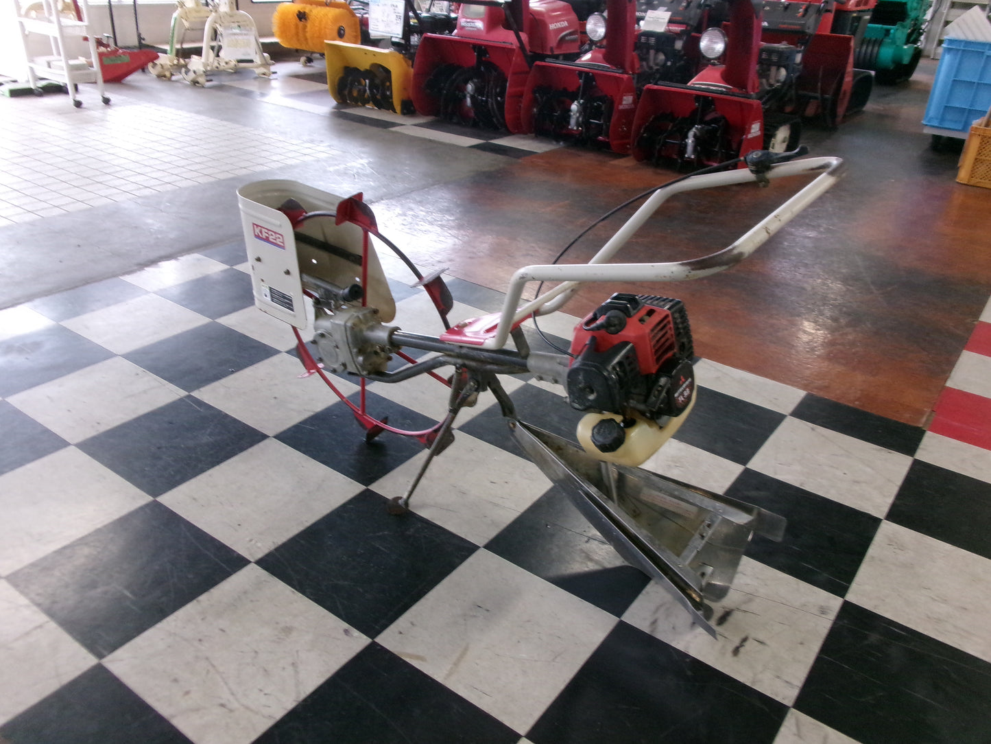 オータケ　中古　溝切機　KF22