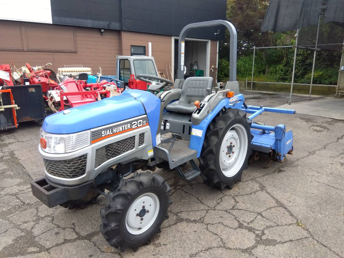 イセキ　中古　トラクター　20馬力　THS20-S
