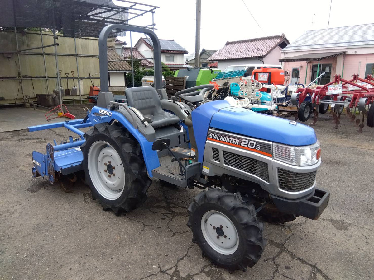 イセキ　中古　トラクター　20馬力　THS20-S