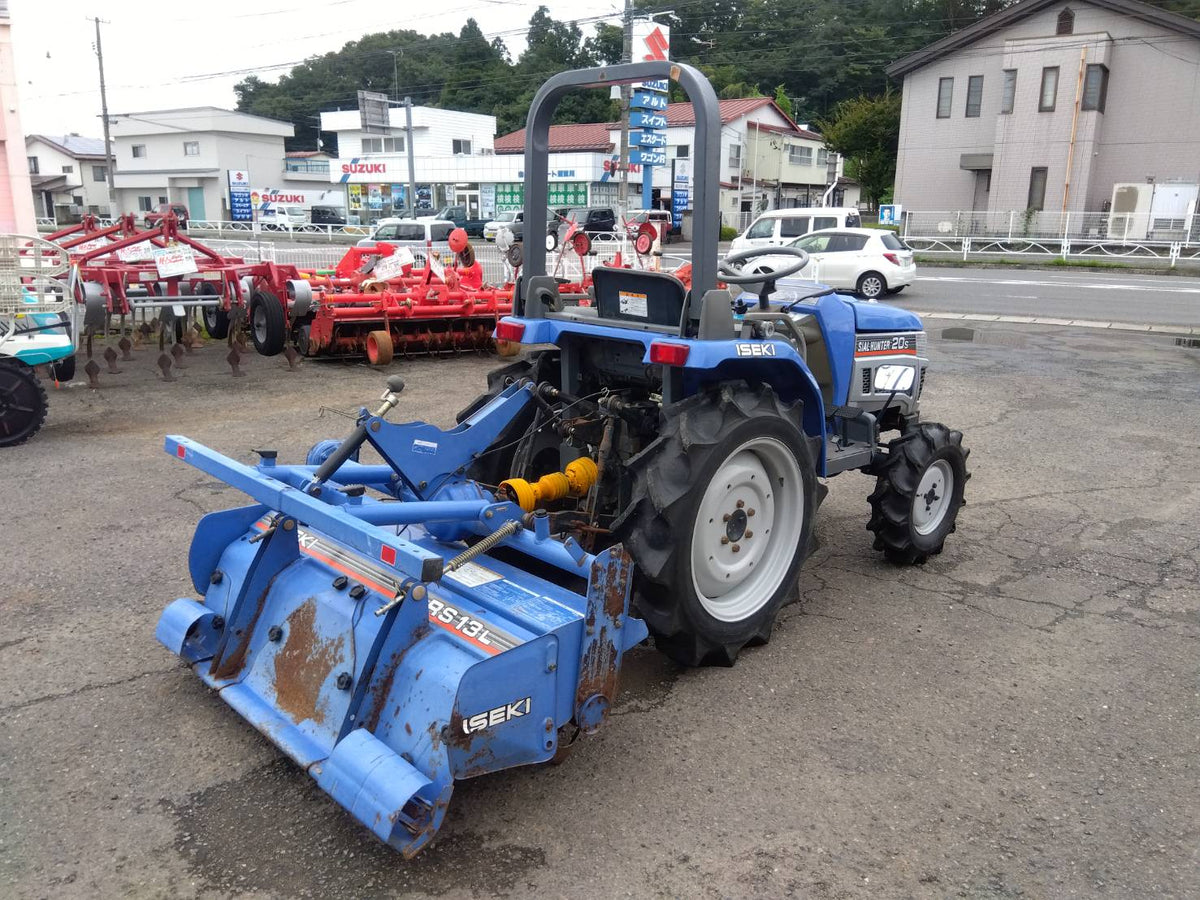 イセキ　中古　トラクター　20馬力　THS20-S