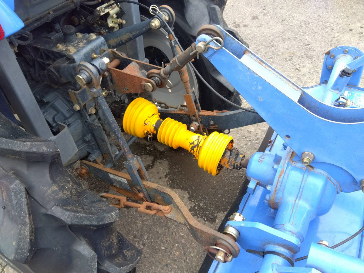 イセキ　中古　トラクター　20馬力　THS20-S