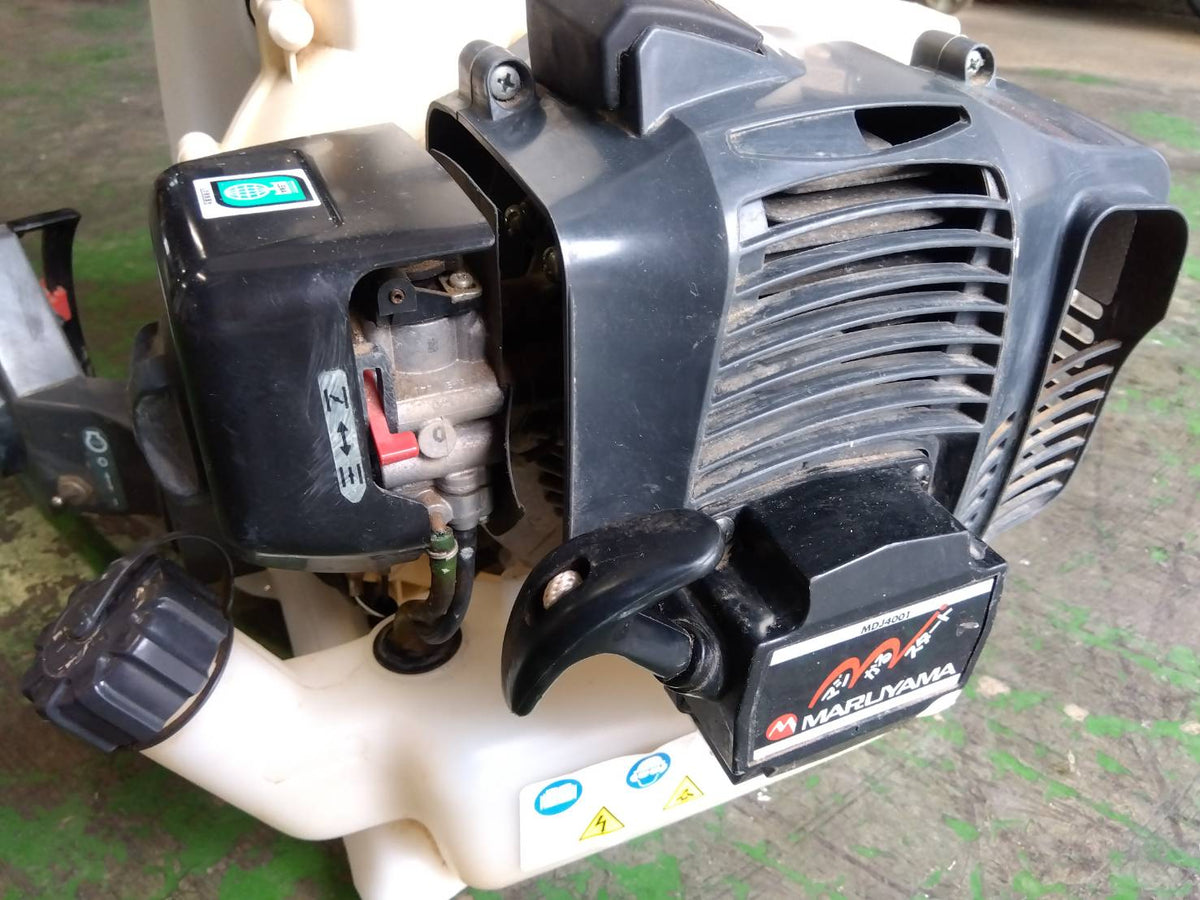丸山　中古　背負動力散布機　MDJ4001-13