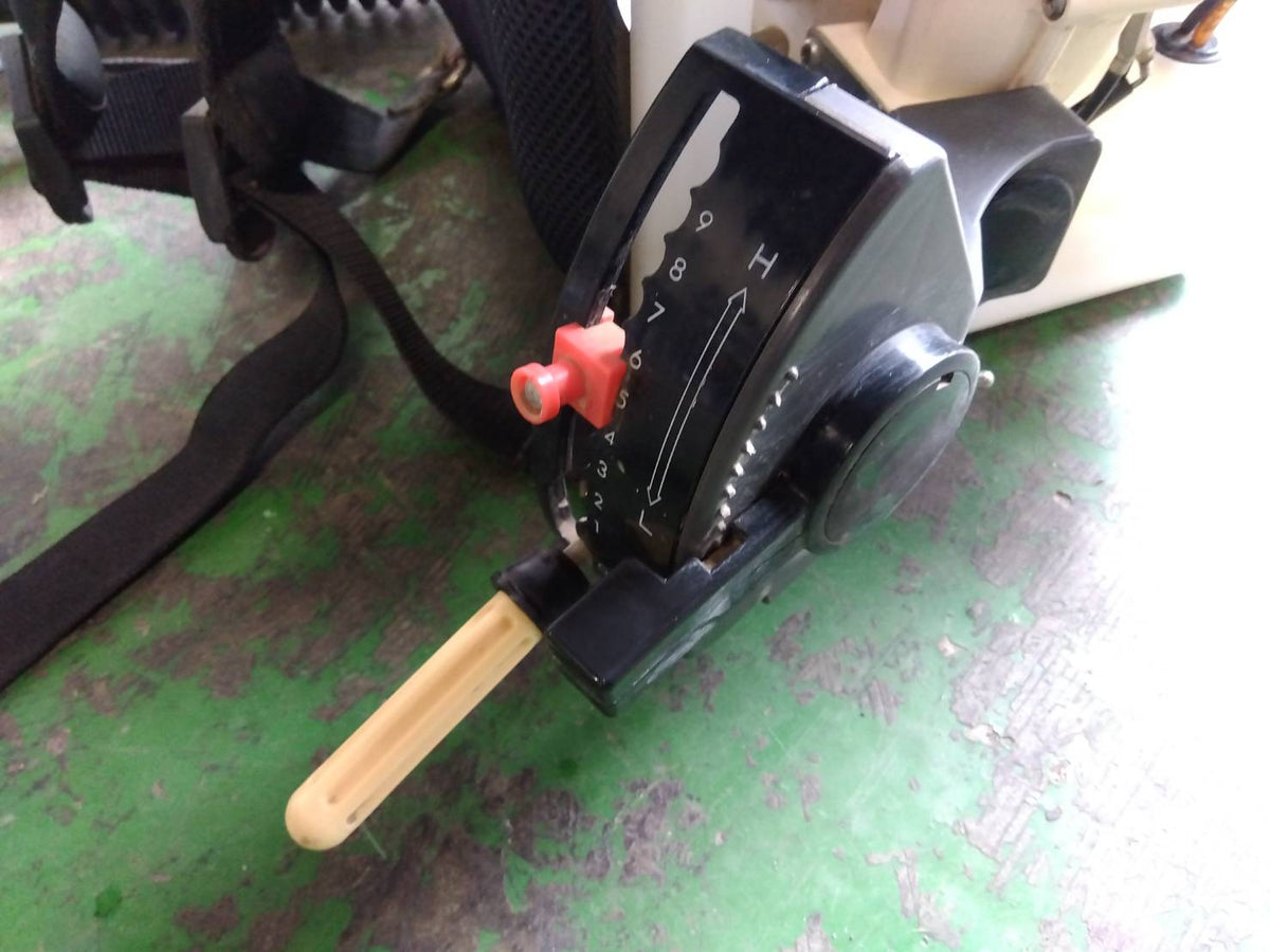 丸山　中古　背負動力散布機　MDJ4001-13