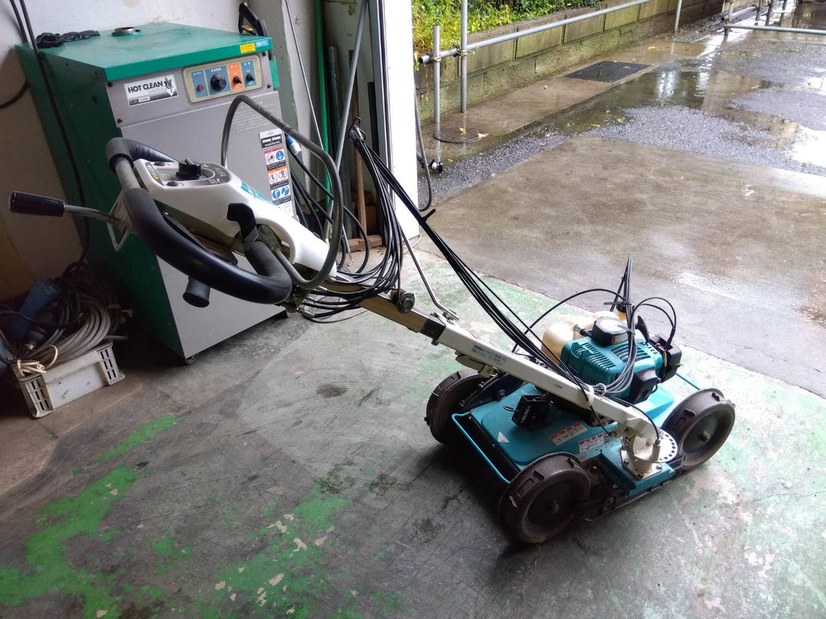 【ジャンク品】クボタ　中古　自走式草刈機　GC-K401EX