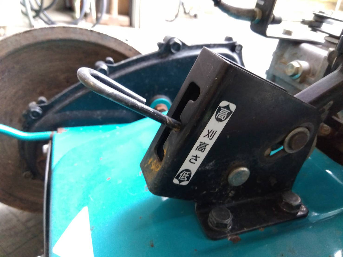 【ジャンク品】クボタ　中古　自走式草刈機　GC-K401EX