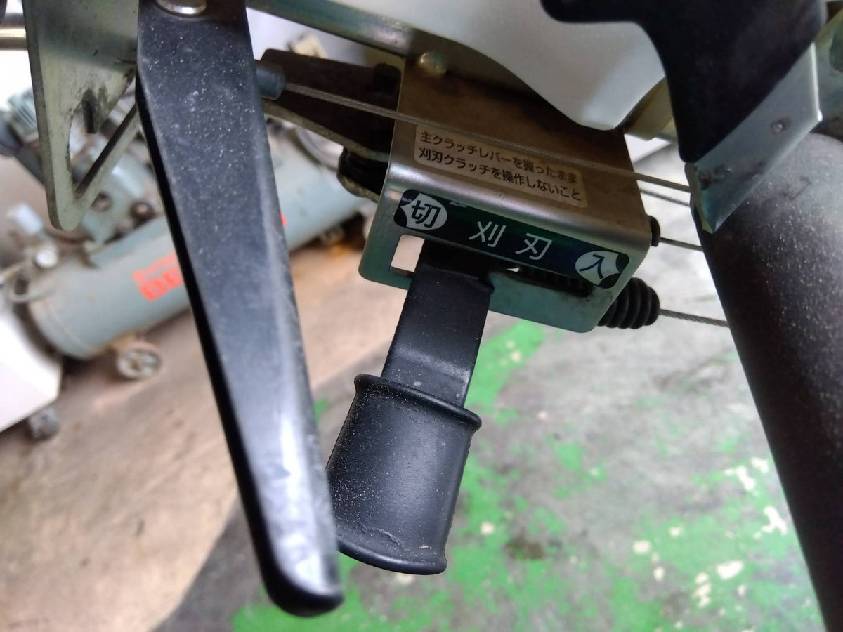 【ジャンク品】クボタ　中古　自走式草刈機　GC-K401EX