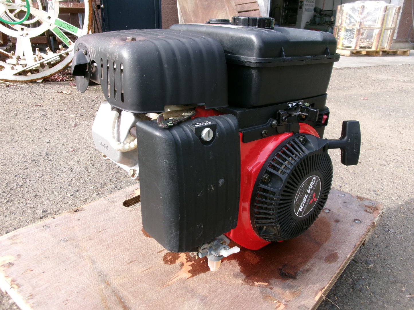 三菱  中古  ガソリンエンジン  GM182L