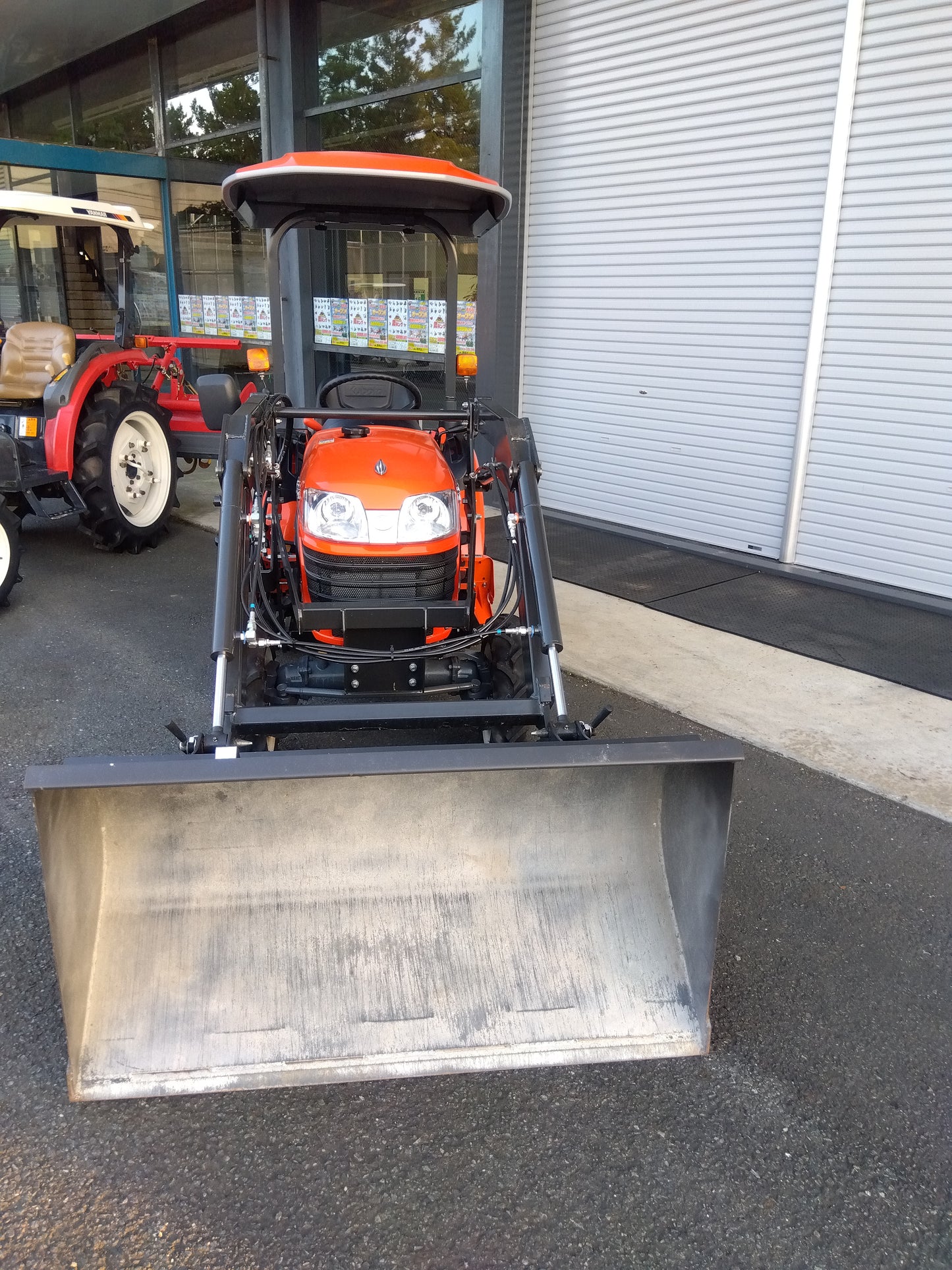 クボタ　中古　トラクター+ショベルローダ　JB13X+SLH130　「岩手店　70」