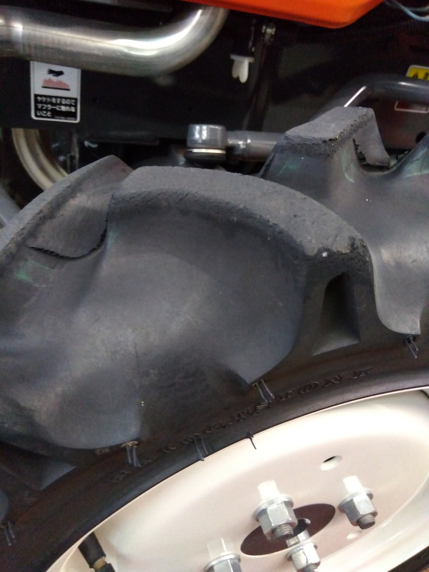 クボタ　中古　トラクター+ショベルローダ　JB13X+SLH130　「岩手店　70」