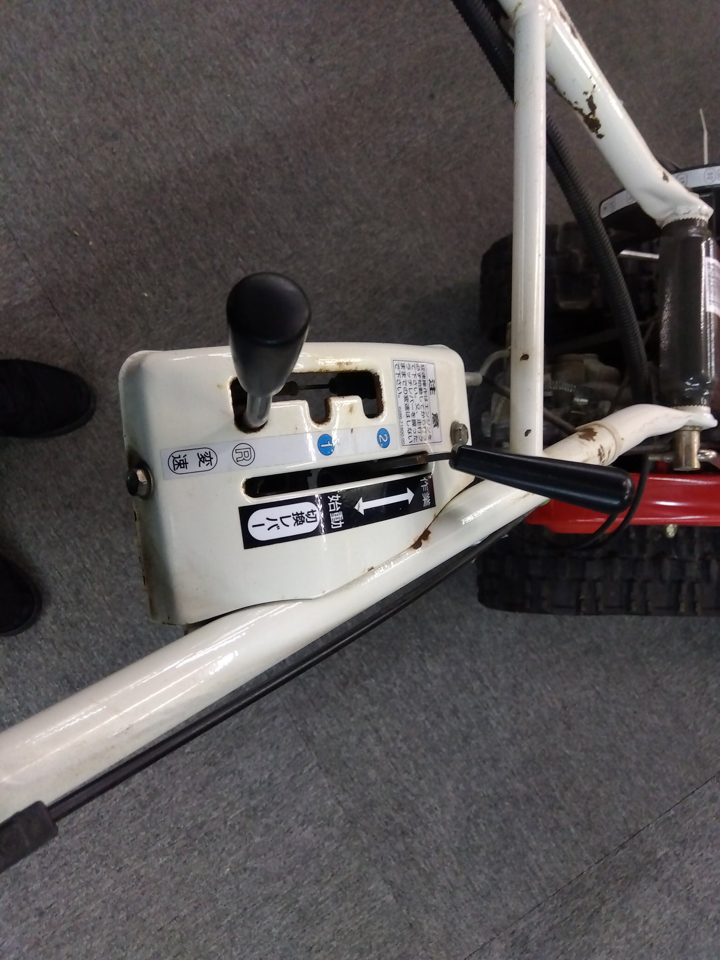 共立（オーレック）　中古自走除雪機　ESP800　【岩手店140】