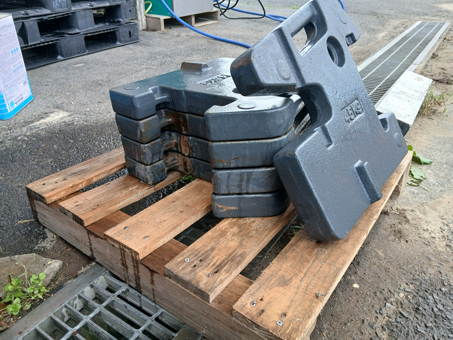 クボタ 中古トラクターウエイト  45㎏　５枚セット　【宮城 2370】