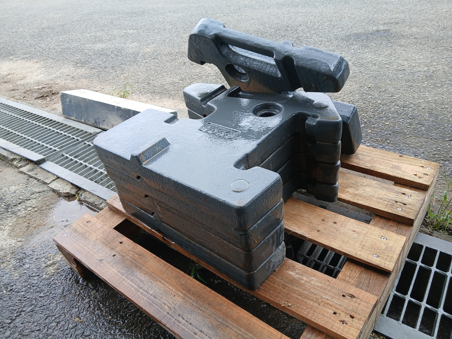 クボタ 中古トラクターウエイト  45㎏　５枚セット　【宮城 2370】