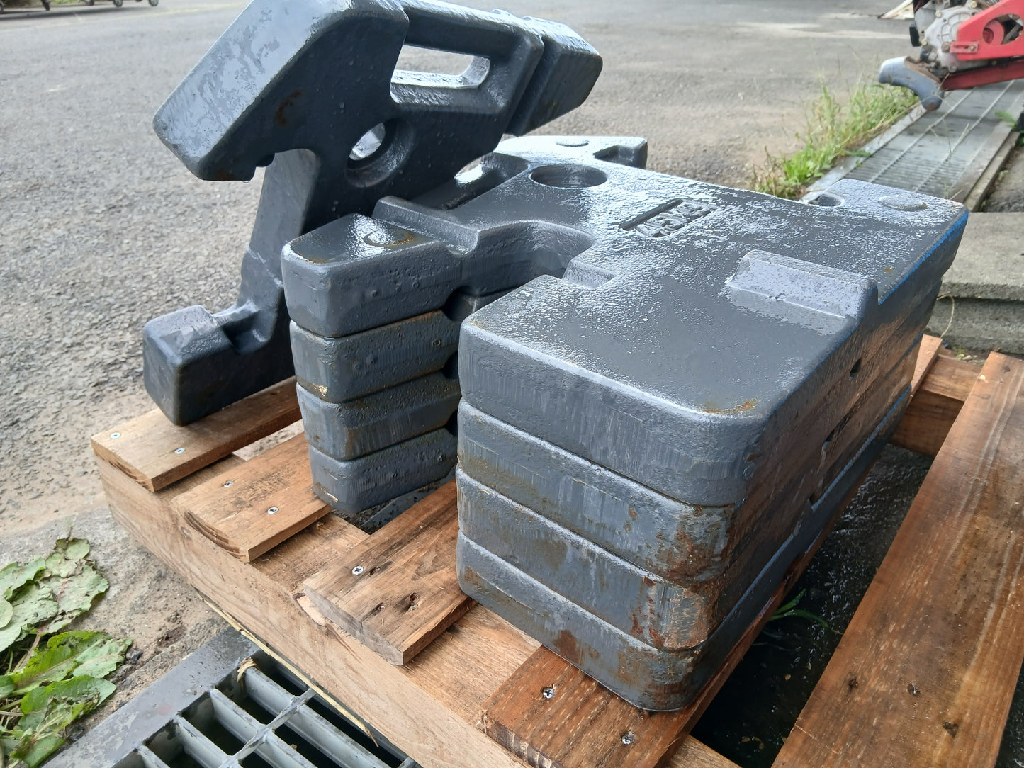 クボタ 中古トラクターウエイト  45㎏　５枚セット　【宮城 2370】