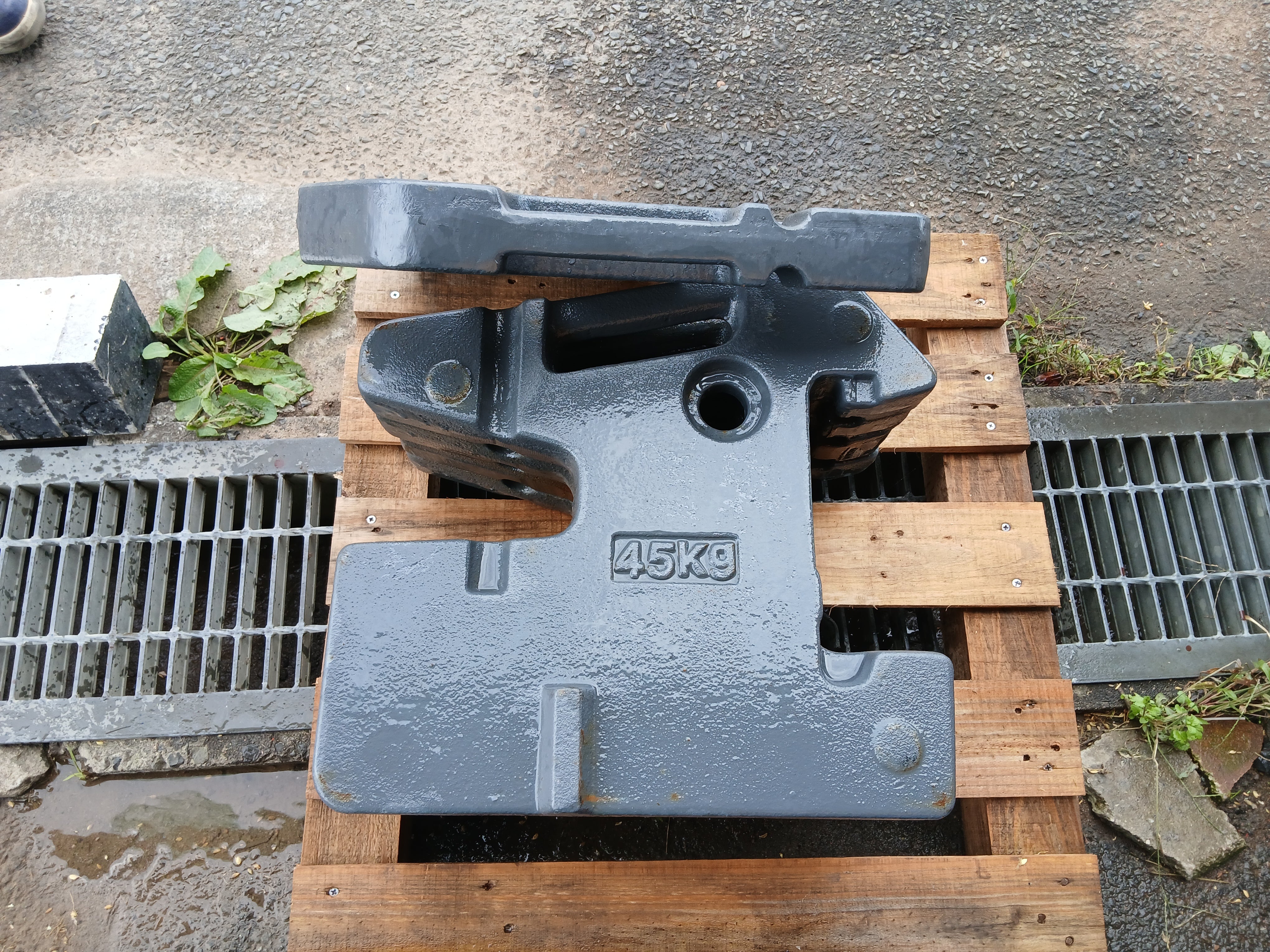 クボタ 中古トラクターウエイト 45㎏ 5枚セット 【宮城 2370】 – 農キング