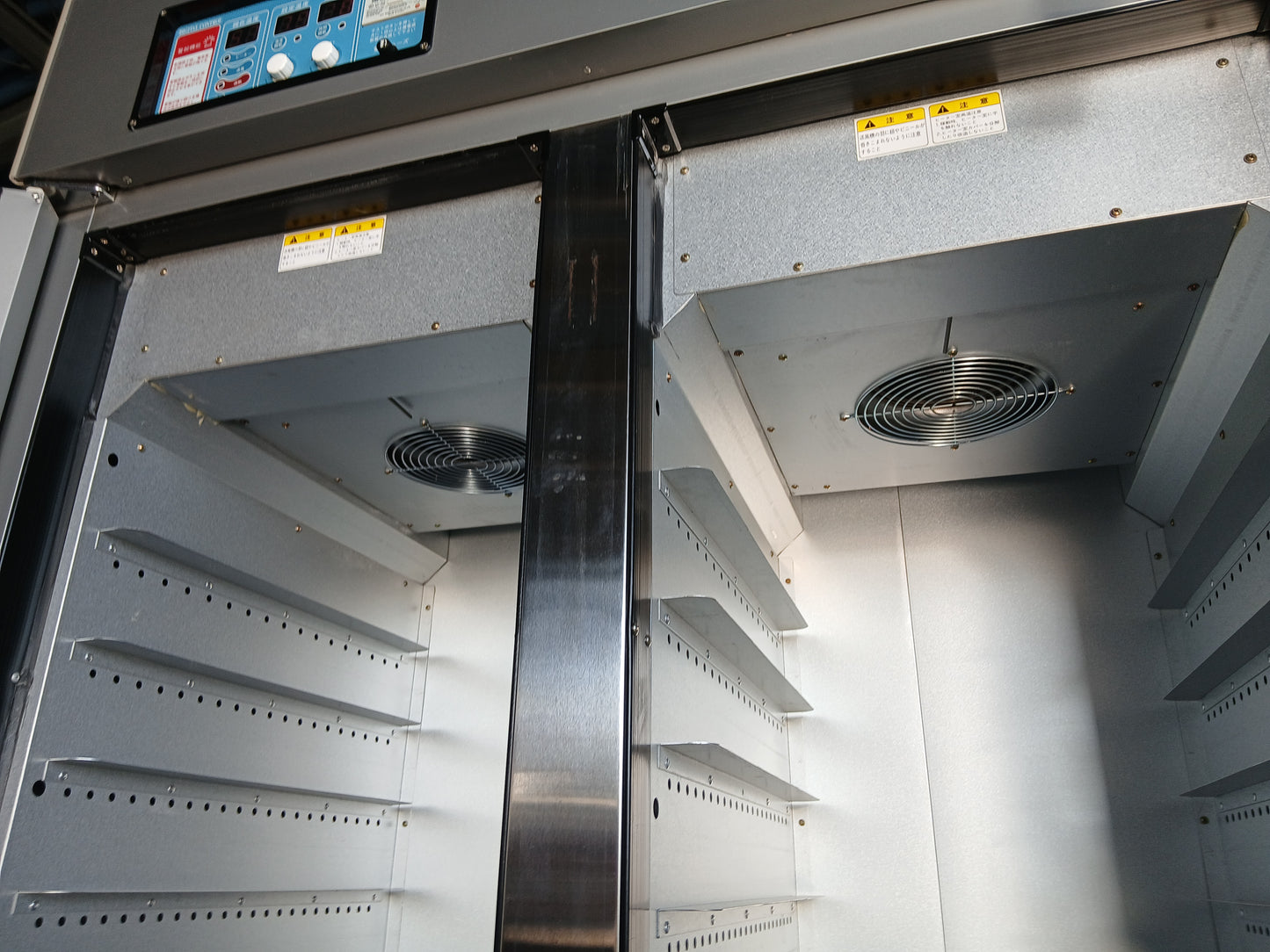 ジェニシス　中古　電気乾燥機　DSJ-110　【宮城2362】