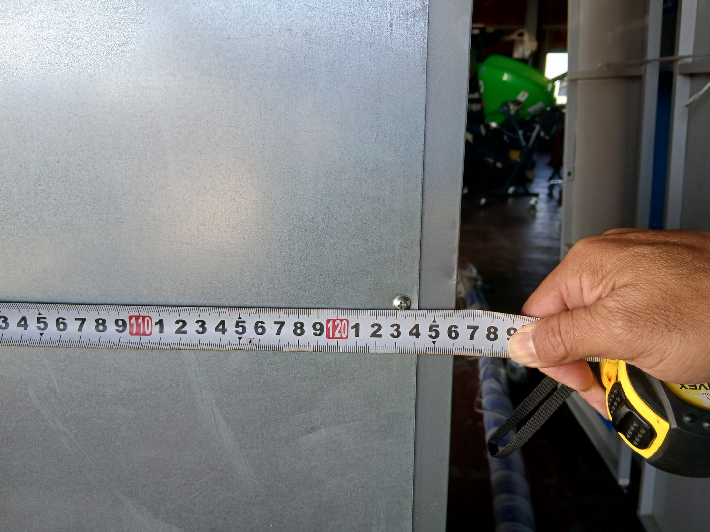 ジェニシス　中古　電気乾燥機　DSJ-110　【宮城2362】