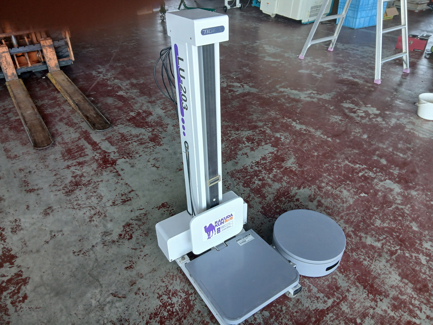 タイガーカワシマ 中古 米袋昇降機 LU-203 楽だ君 【宮城2469P】