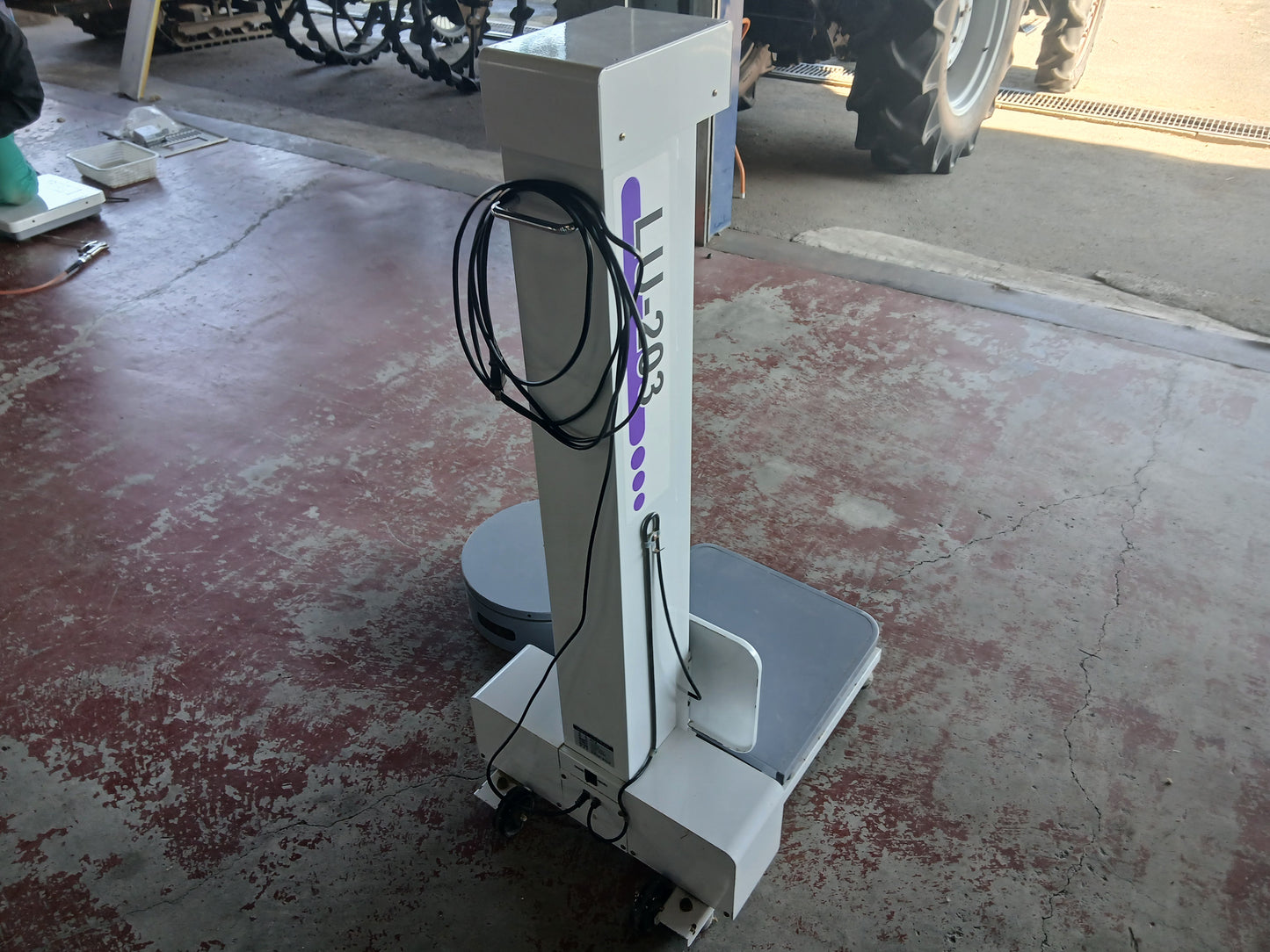 タイガーカワシマ 中古 米袋昇降機 LU-203 楽だ君 【宮城2469P】