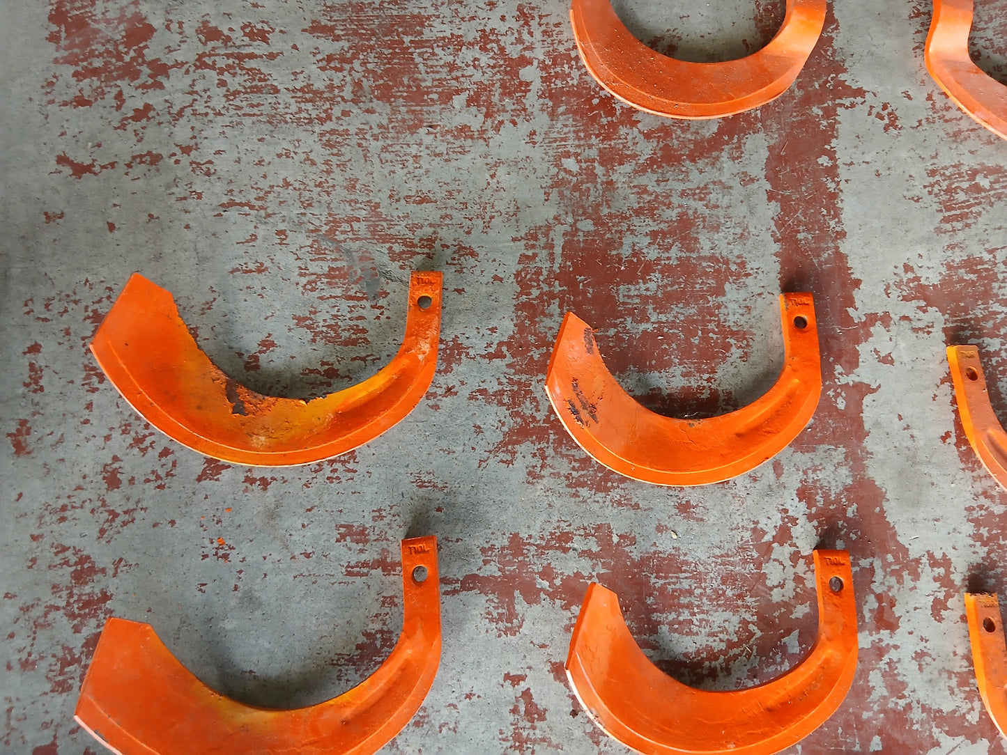 クボタ　中古 ロータリー用 耕耘爪  【宮城2493】