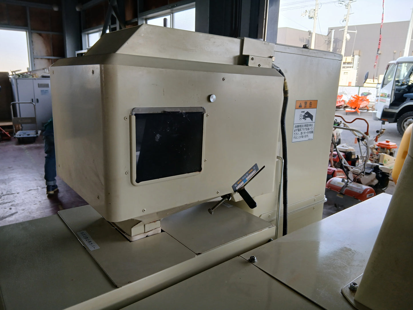 サタケ 中古 籾摺機 NPS550FWAM 【宮城2518】