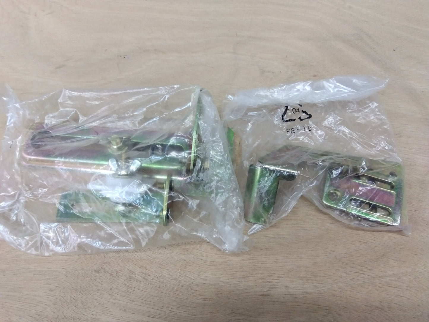新興製作所　ベンチグラインダ　SHL-150L　【岩手店296】