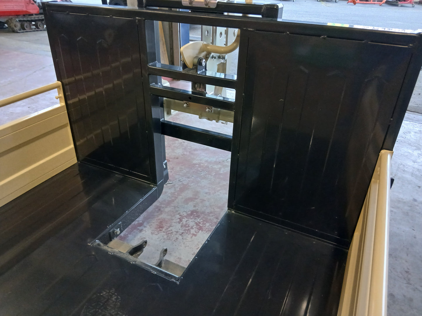クマガイ　中古(未使用品)　トラクターダンプ　NA3R-1350J　【宮城店2575P】